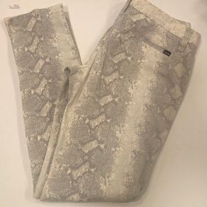 Hurley )( size 7 Cream/ gray Pants